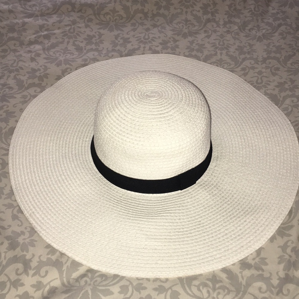 White Floppy Hat